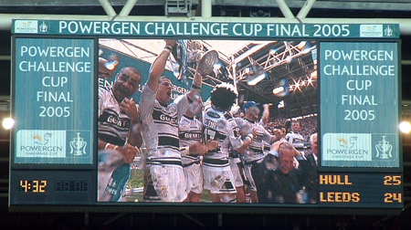 Powergen Challenge Cup Final: Hull 25 Leeds 24